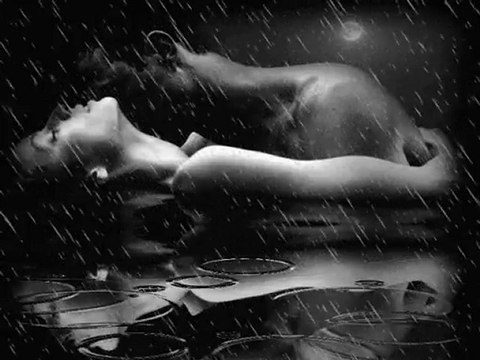 SeNi uNuTmAyA ÖMRÜM YeTeRmİ GuRuRuM AşKıMa ÖyLe DüŞmAnKi GeRi DöN BeNi SeV DiYeMeMkİ