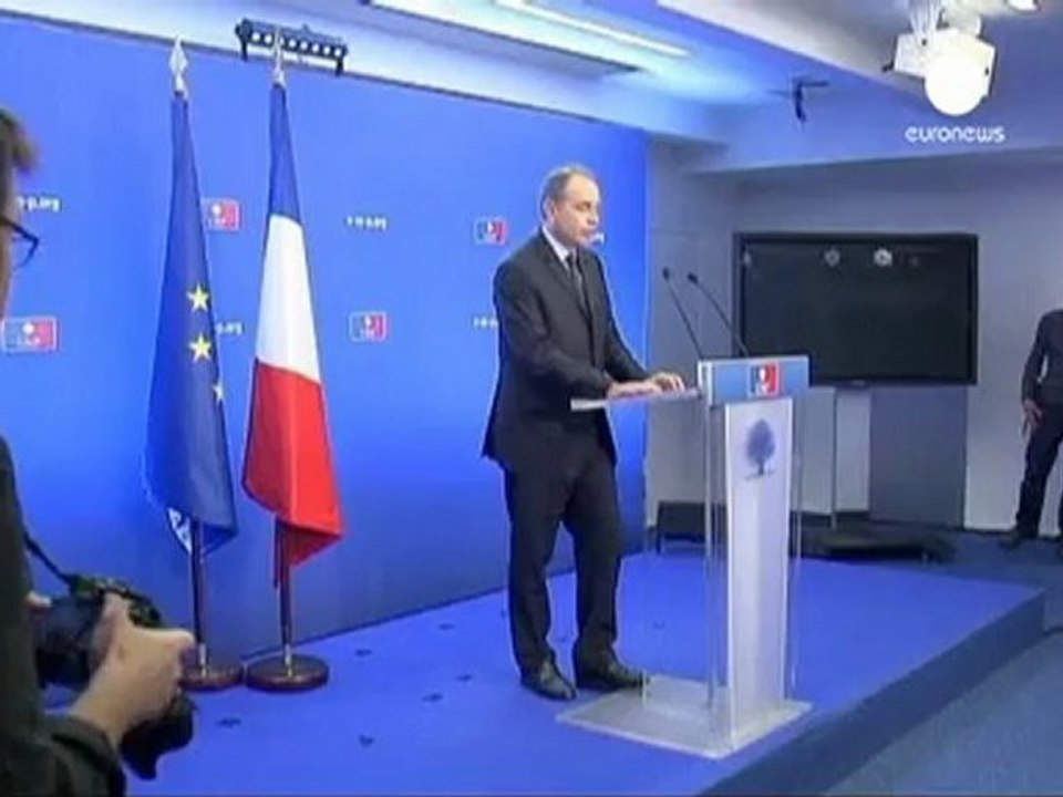 Copé Sarkozy'nin yerine oynuyor