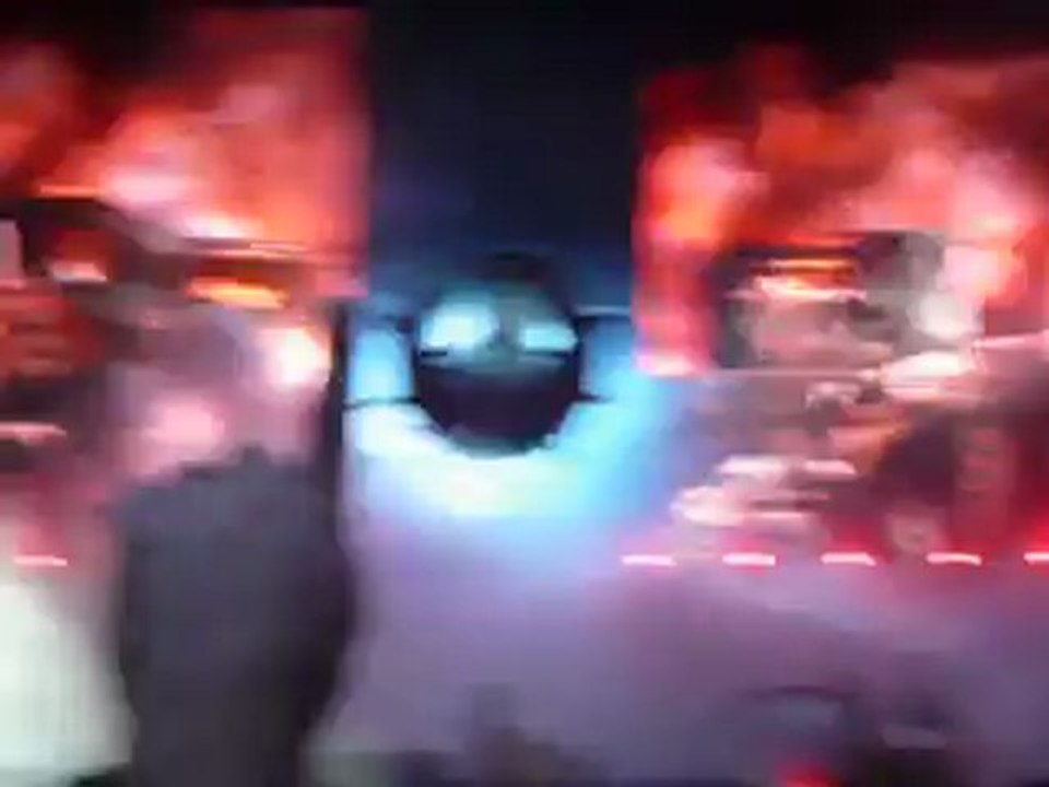 Johnny sdf entree sur scene