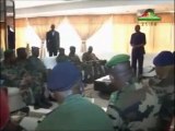Rencontre du Président Alpha Condé, avec le chef d’état-major des Armées, les chefs d’états-majors particuliers et les commandants d’unités (ce samedi 16 juin 2012 à Sékhoutouréya)