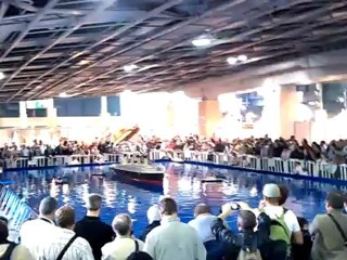 La reconstitution du Titanic (5 m. de long)
