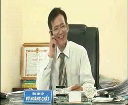 101 kiểu hành hung nhà báo - Tập 5: Khi cấp trên thổi còi...