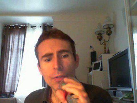 Wiwi égratigne le dégoût d'Alain Souchon