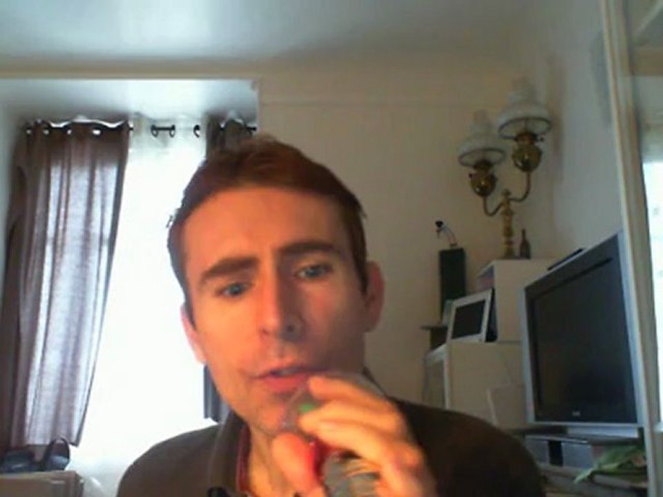 Wiwi égratigne "le dégoût" d'Alain Souchon