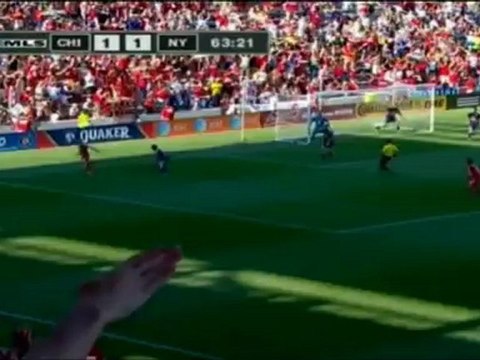 Clamoroso gol fantasma non visto