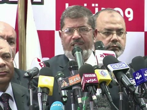 Egypte: les Frères musulmans revendiquent la victoire