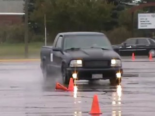 Auto Slalom Racing n the rain
