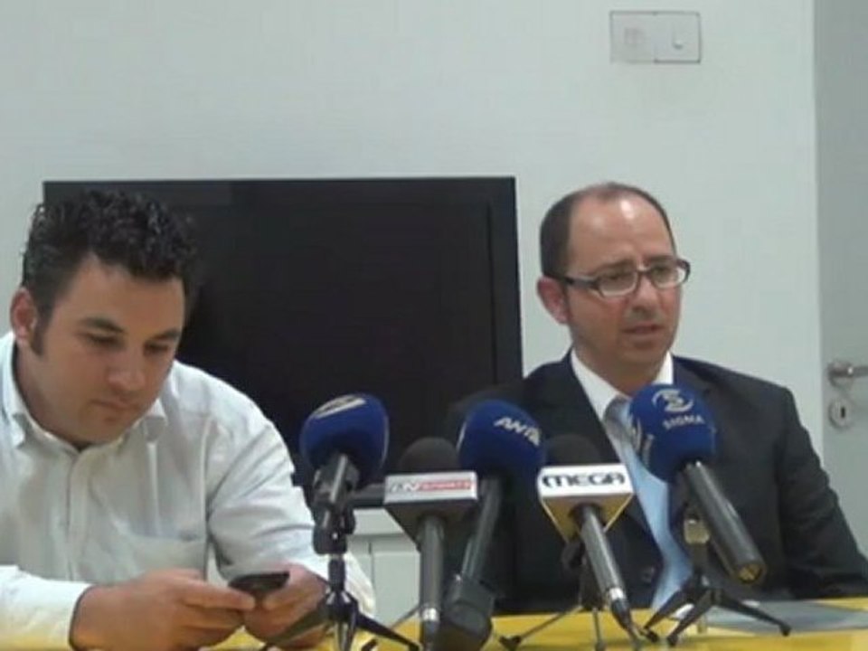 ΑΠΟΕΛ Παρουσίαση Διαρκείας 2012/13 (1)