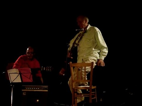 VILLAGE AU CLAIR DE LUNE, d' André BOURVIL. par G.FERRIERES