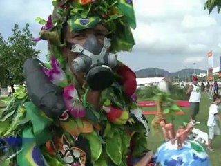 Brésil: des activistes du monde entier au sommet des peuples