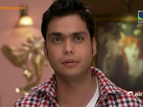 Dekha Ek Khwaab - 18th June 2012 Video Watch Online Pt1