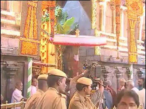 SRI VEKATESWARA SAHASRANAMA STOTHRAMVISHNU SAHASRANAMAM {Sanskrit Spritual}