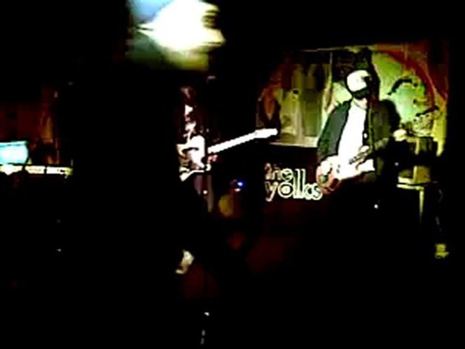 The Yolks - Alone in my Spaceship (live à l'Émile Vache)