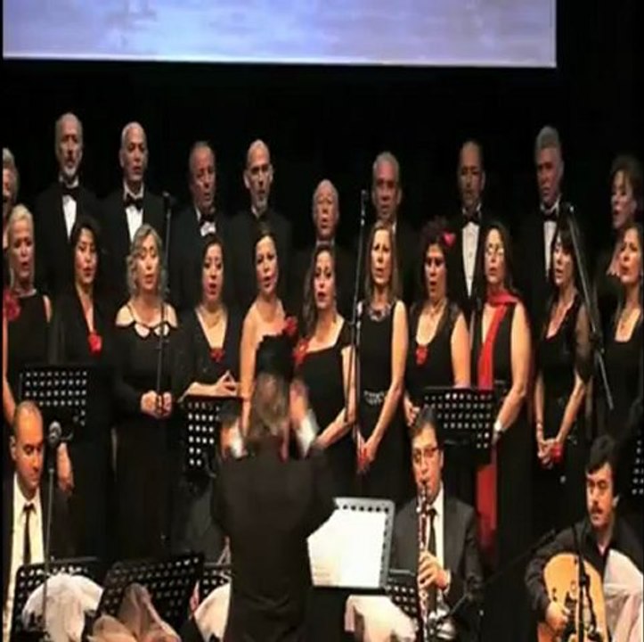 BEKLERİM HER GÜN BU SAHİLLERDE-KORO