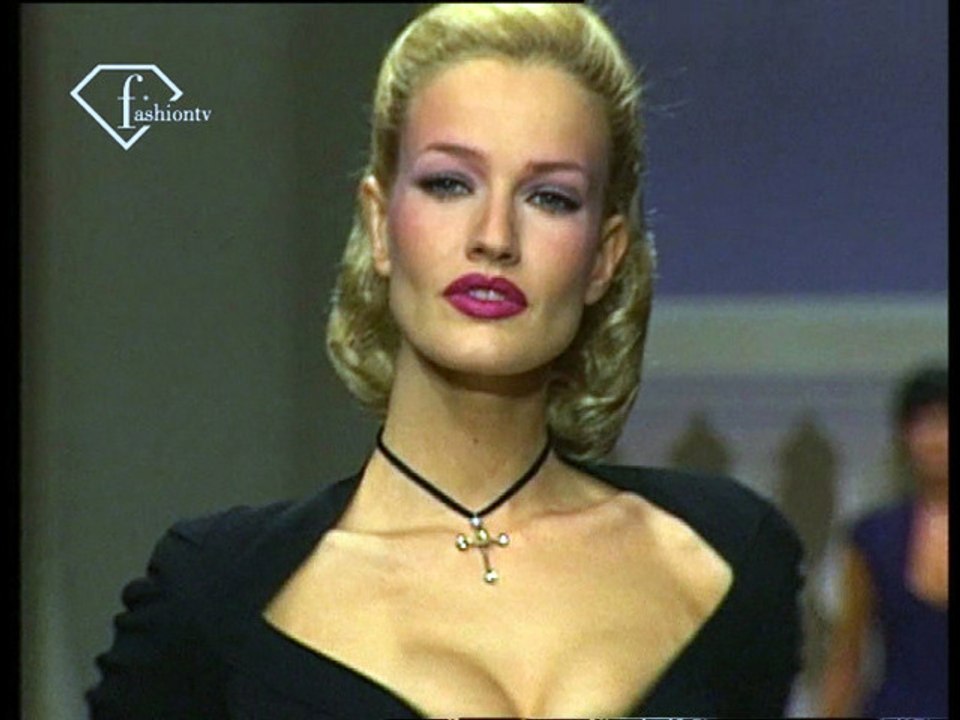 Herve Leger Fall 1995 RTW Show ft Eva Herzigova | FashionTV