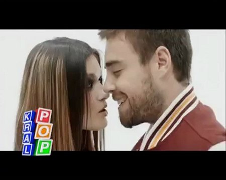 Murat Dalkilic - Bir Guzellik Yap 2012 / Orjinal Video Klip / Müzik Kutusu