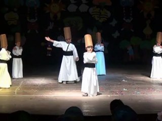 minik kalpler sınıfının semazen gösterisi