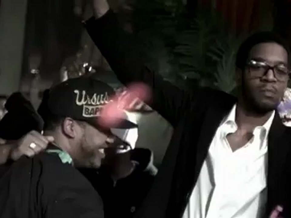 Kid Cudi  ft. MGMT - Pursuit Of Happiness