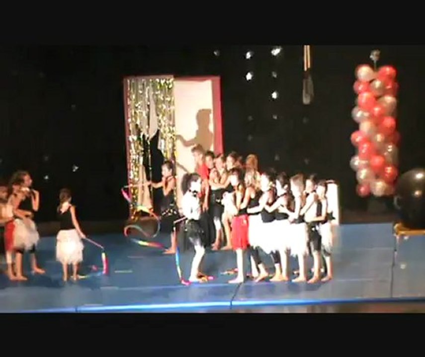 cirque spectacle  Mila carré gaumont juin 2012