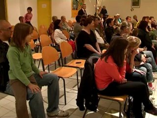 représentation théâtrale au collège du Cateau
