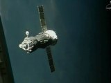[ISS] Docking of Expedition 27 Soyuz TMA-21