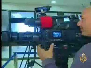سليمان يبحث مع باراك سبل استئناف المفاوضات
