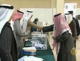 بدء عـمليـة التصويت في انتخابات مجلس الامة الكويتي
