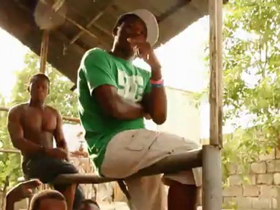 Spark Lyric's    Poze  Official Video I'MEDIA Entertainment