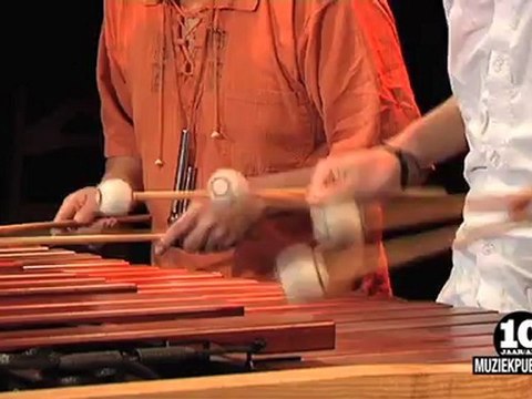 10 years Muziekpublique | Marimbao: Juan Carlos Bonifaz & Osvaldo Hernandez (marimba): O Trenzinho do Caipira