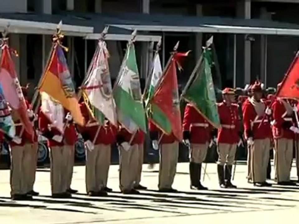 Ahmadinejad arrives in Bolivia