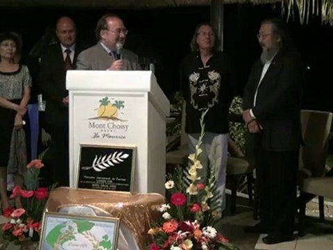 Laurier d'Or Hotel Coral Azur 2012 Ile Maurice par Eric Duluc Président de la Fédération Internationale du Tourisme