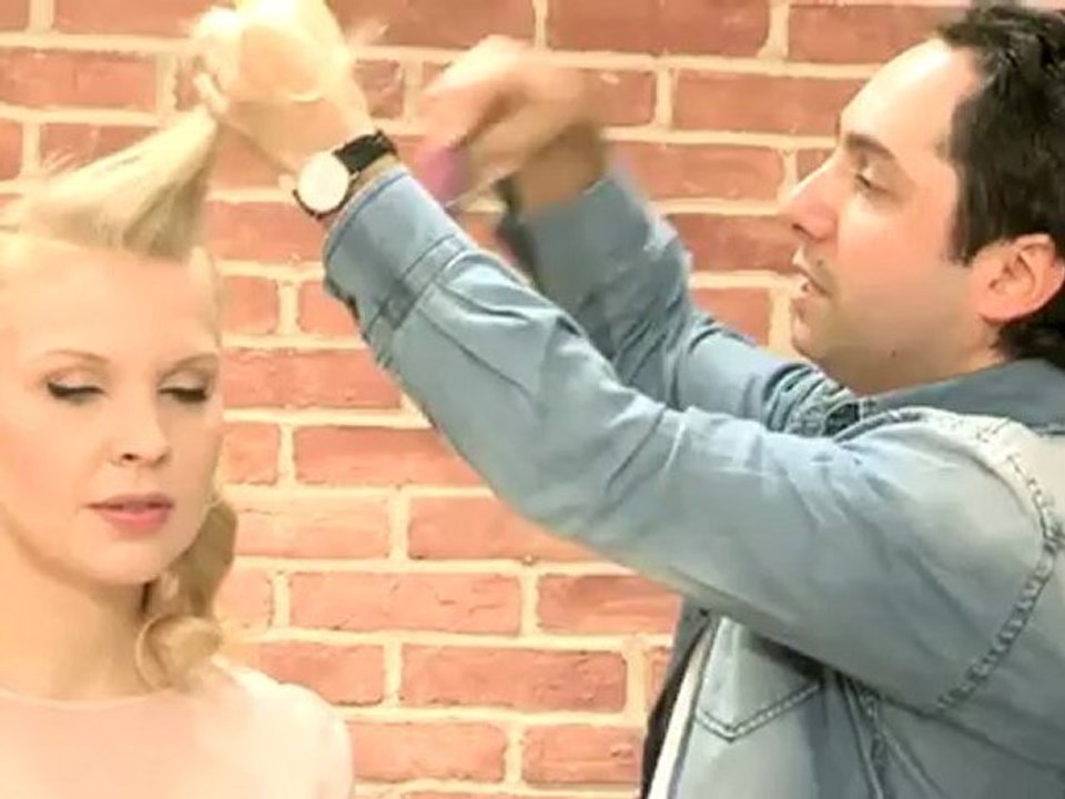 How To Do 1940s Hairstyles