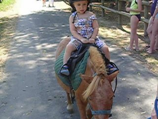 jojo fait du poney