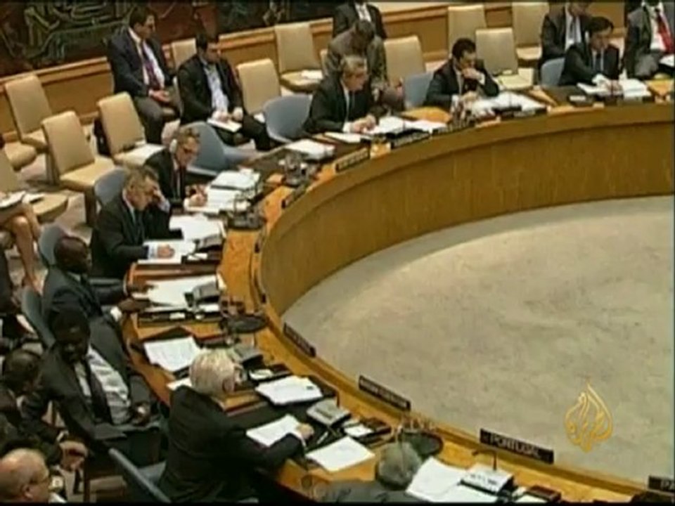 مقتل خمسون بنيران الجيش النظامي السوري