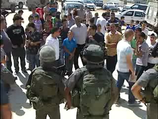مستوطنون يحرقون مسجدا في قرية جبع