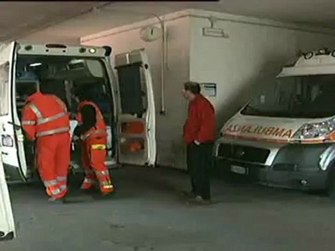 due coniugi rapinati e picchiati