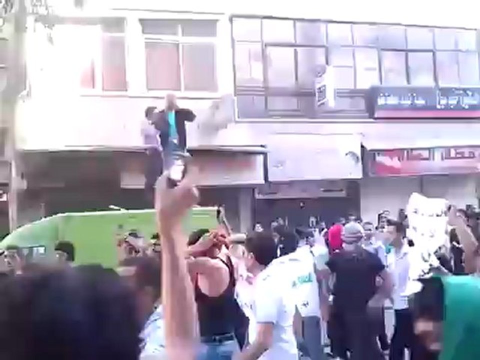 Syria فري برس حلب  السكري موكب تشييع الشهيد أحمد ستر 19 6 2012 Aleppo