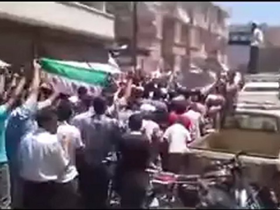 Syria فري برس منبج ريف حلب  مظاهرة حاشدة في السوق الرئيسي   19 6 2012  ج2 Aleppo