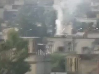 Syria فري برس  حمص الحولة احراق احد المنازل على ايدي الشبيحة 19 6 2012 Homs