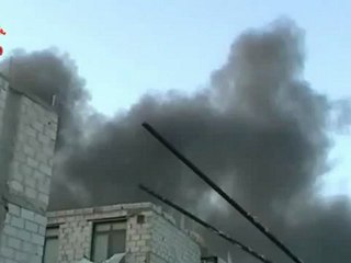 Syria فري برس دوما دخان هائل يتصاعد منذ الصباح من جهة سوق الهال18 6 2012 Damascus