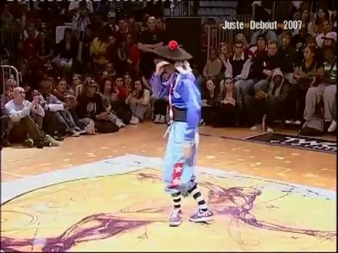 Juste Debout Locking Dance judge performance - Hiro (Japan)