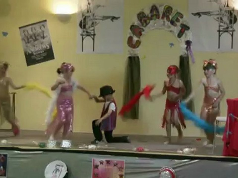 SPECTACLE 2012 CABARET 3 LA PETITE COMPAGNIE D ASPIRAN