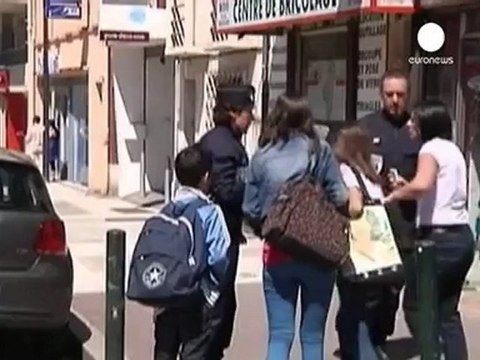 Prise d'otages dans une banque de Toulouse dans le sud...