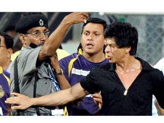 Criminal Case Filed Against Bollywood King Khan Shahrukh - Bollywood News