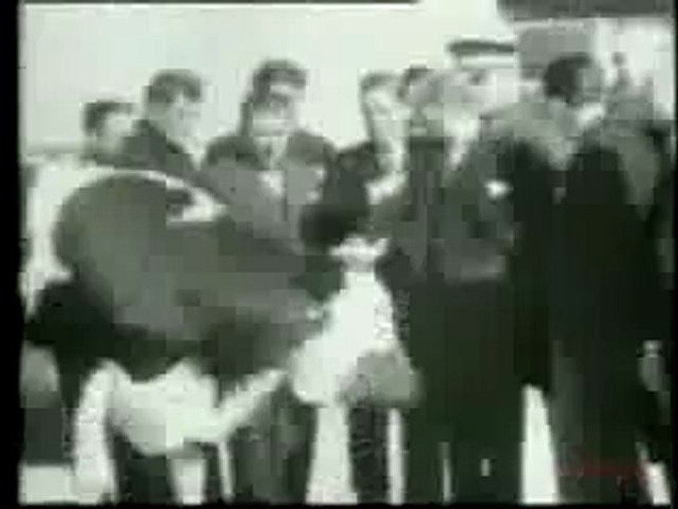 Atatürk Sesli Orman Çiftliğin'de