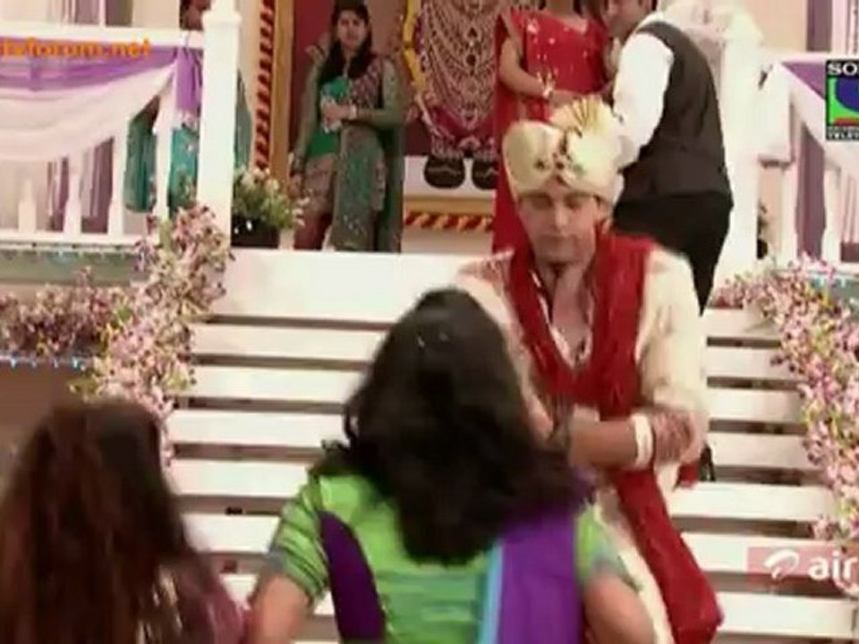 Byah Hamari Bahu Ka - 20th June 2012 Video Watch Online Pt1