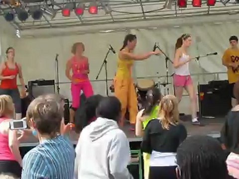 Méru : zumba aux Estivales d'ici et d'ailleurs