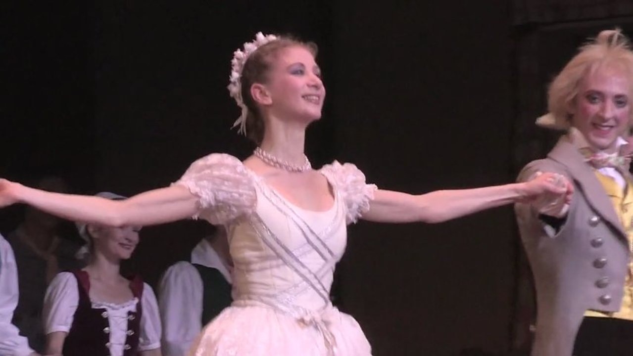 Myriam Ould Braham, nommée Danseuse Étoile