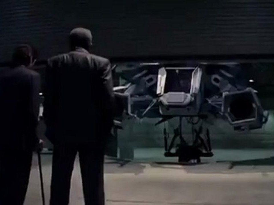 The Dark Knight Rises - Spot TV #6 "Let me show you some stuff"