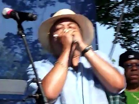 Chicago Blues Fest on 6-9-2012 @ 4:56 PM